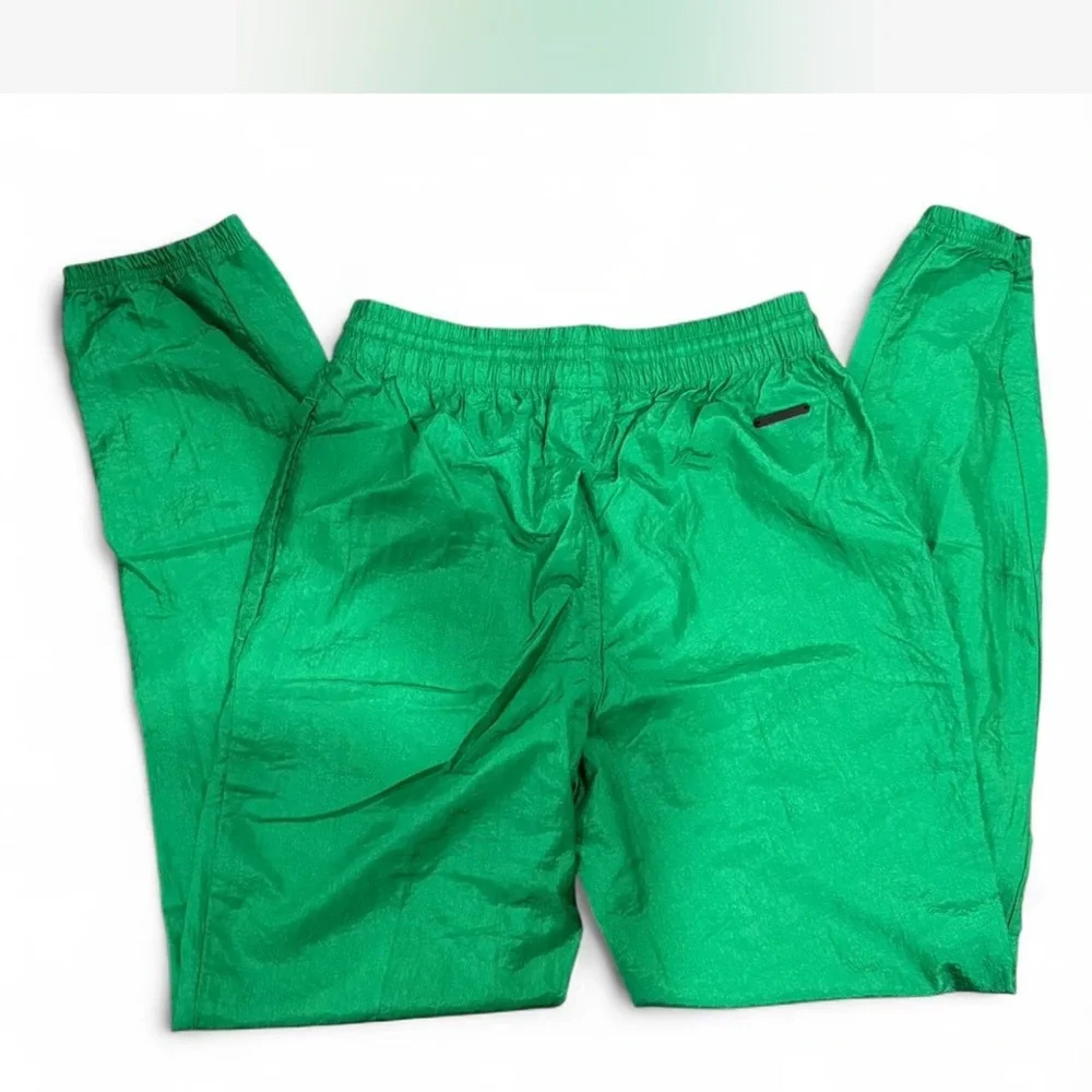 Umbro Vibrant Green and Yellow Joggers - Picture 4 of 4